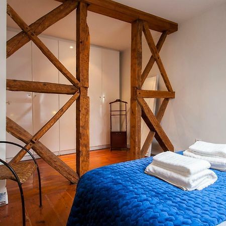 Appartamento bairro alto-chiado 2 bdr beautifull view Lisbona Esterno foto
